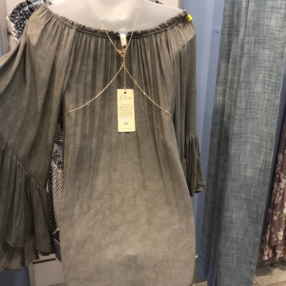 Elan - Picture 3 of 3